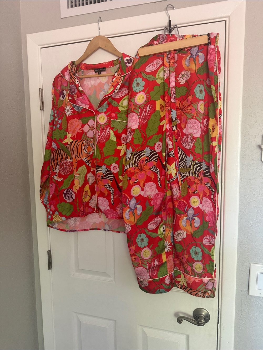 NWOT Karen Mabon pajamas size small